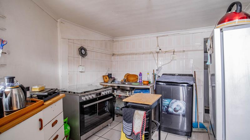 6 Bedroom Property for Sale in Salt River Western Cape